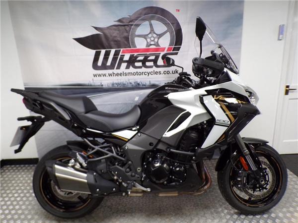 2025 Kawasaki Versys 1100