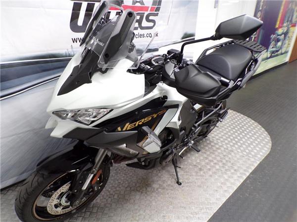 2025 Kawasaki Versys 1100