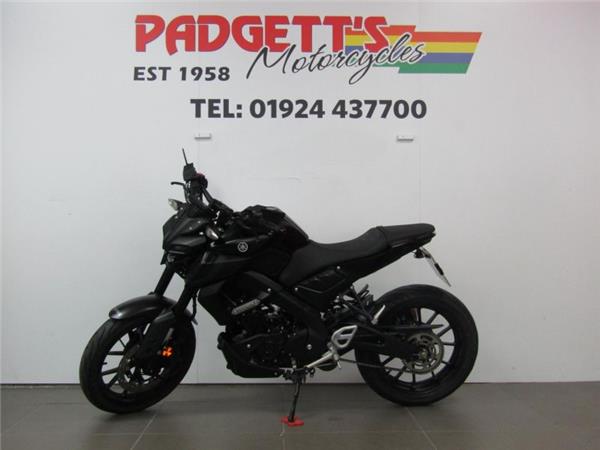 2024 Yamaha MT-125 BLACK