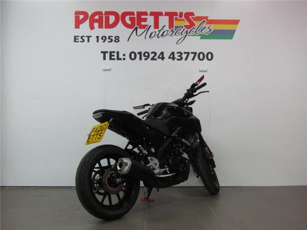 2024 Yamaha MT-125 BLACK