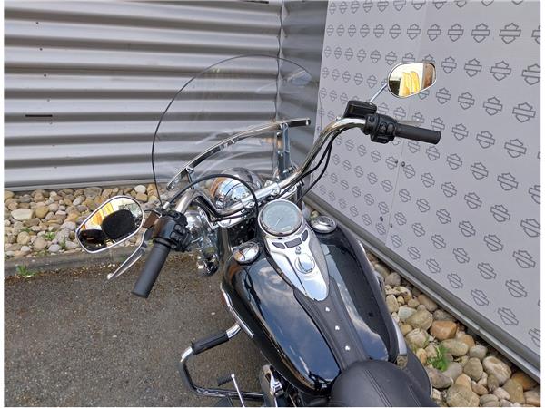2015 HARLEY-DAVIDSON HERITAGE