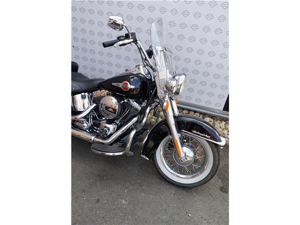 2015 HARLEY-DAVIDSON HERITAGE