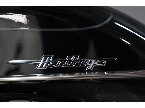 2025 HARLEY-DAVIDSON SOFTAIL FLHC HERITAGE CLASSIC