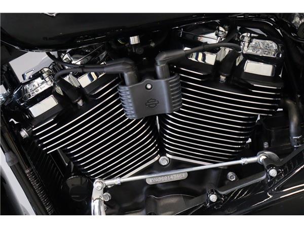 2025 HARLEY-DAVIDSON SOFTAIL FLHC HERITAGE CLASSIC