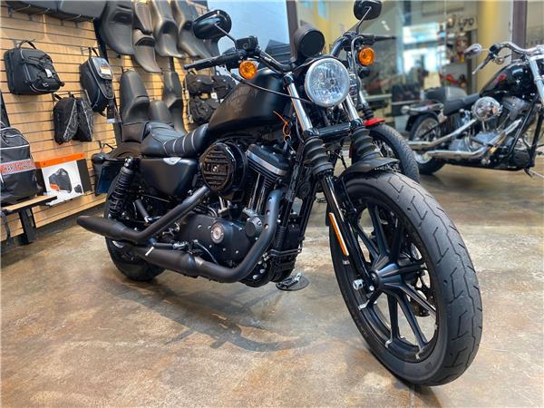 Harley-Davidson Sportster Iron XL883N - 2017