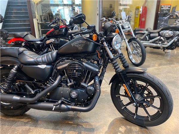 Harley-Davidson Sportster Iron XL883N - 2017