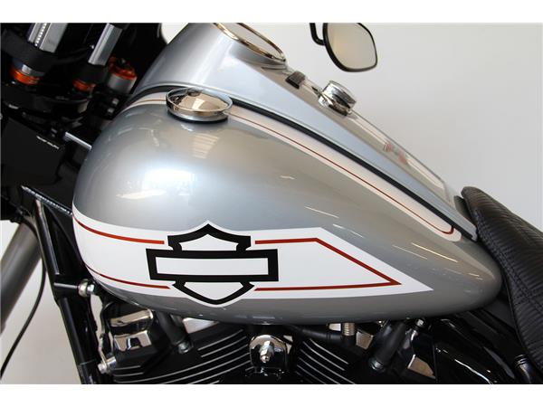 FLHRXS ROAD KING SPECIAL MY2021