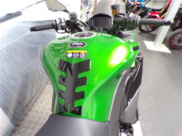 2025 Kawasaki Ninja 1100SX