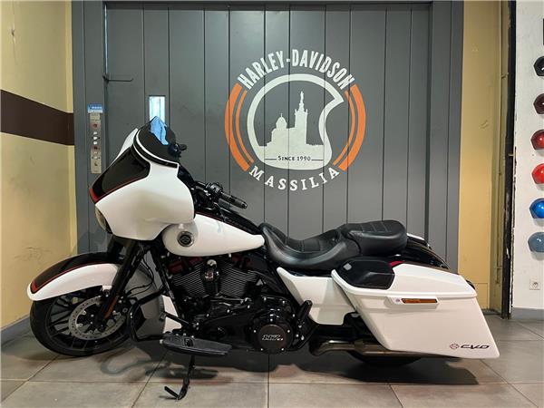 2021 HARLEY-DAVIDSON STREET GLIDE