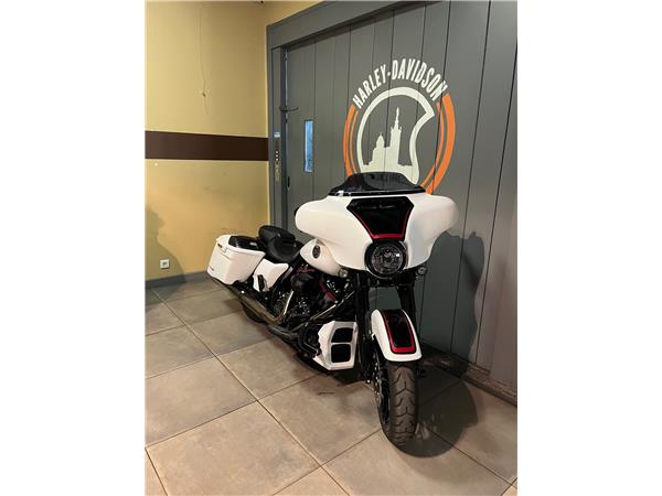 2021 HARLEY-DAVIDSON STREET GLIDE