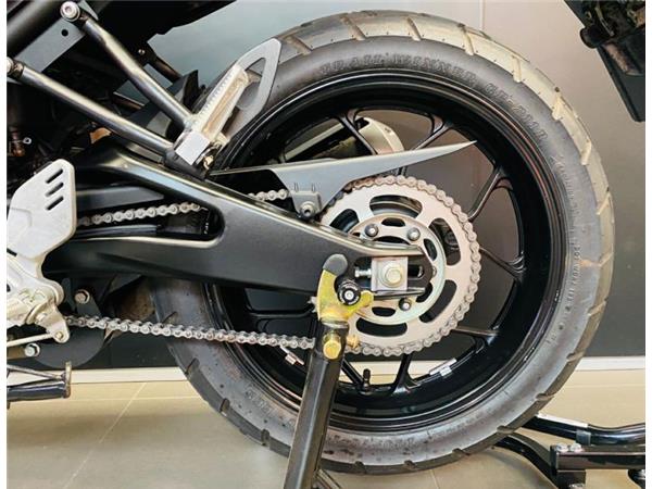 2022 Yamaha XSR-125 RED