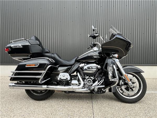 2017 HARLEY-DAVIDSON ROAD GLIDE