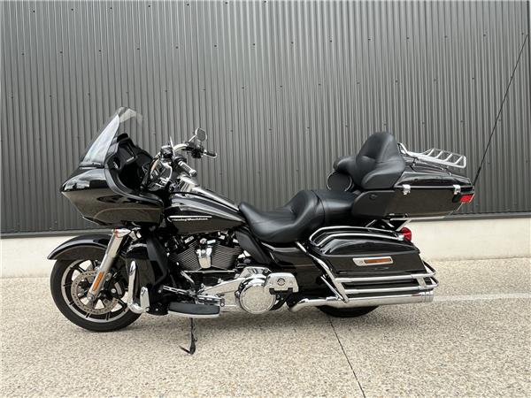 2017 HARLEY-DAVIDSON ROAD GLIDE
