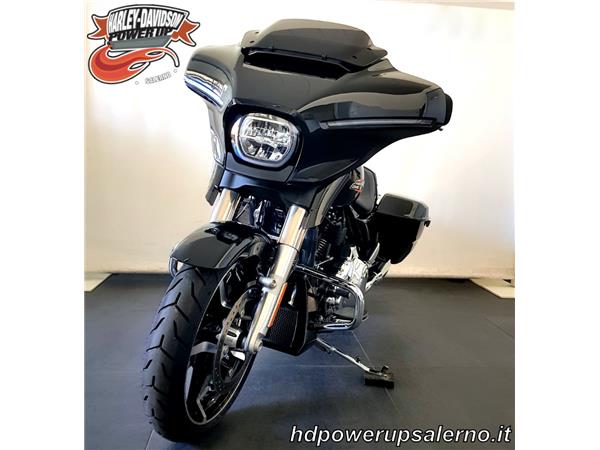 HARLEY-DAVIDSON STREET GLIDE
