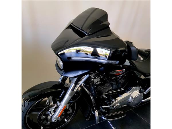 HARLEY-DAVIDSON STREET GLIDE