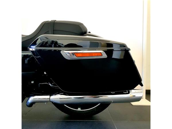 HARLEY-DAVIDSON STREET GLIDE