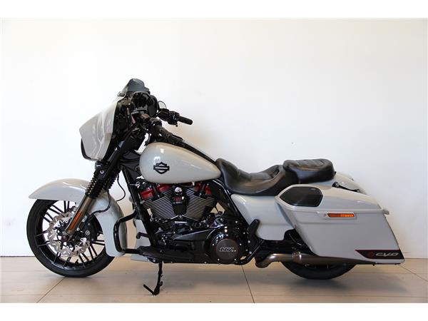 FLHXSE STREET GLIDE CVO MY2020