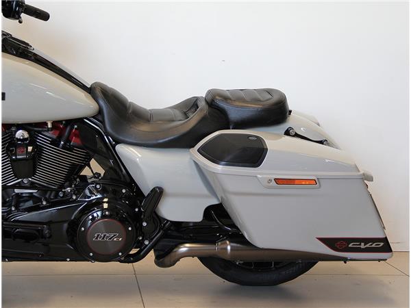 FLHXSE STREET GLIDE CVO MY2020