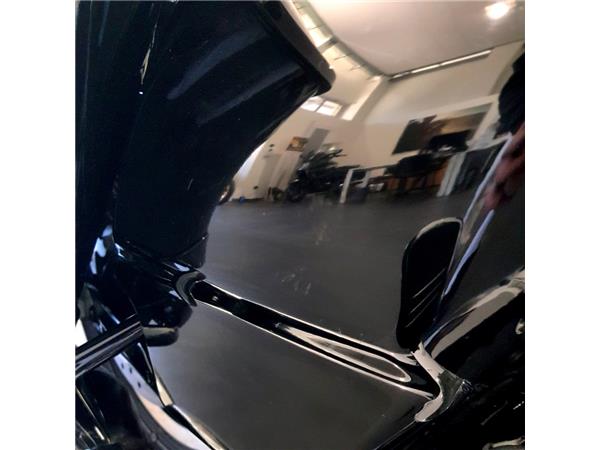 HARLEY-DAVIDSON ROAD GLIDE 107