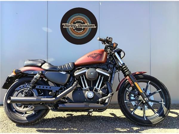 2017 Iron 883