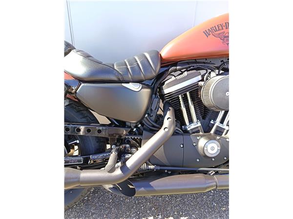 2017 Iron 883
