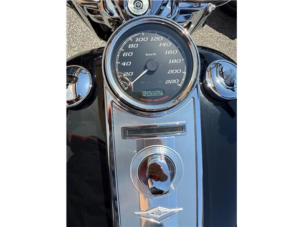 Harley-Davidson Touring FLHRC - Road King Classic