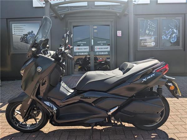 2023 Yamaha X-MAX