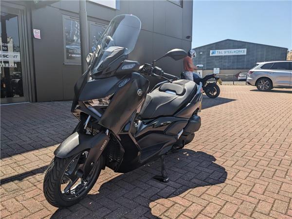 2023 Yamaha X-MAX