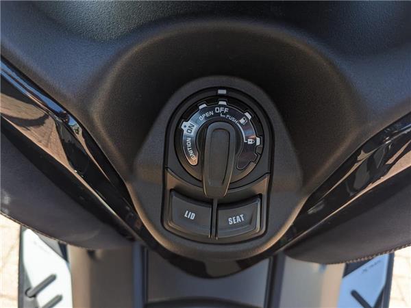 2023 Yamaha X-MAX