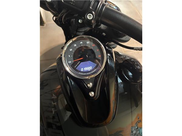 2019 HARLEY-DAVIDSON FAT BOB