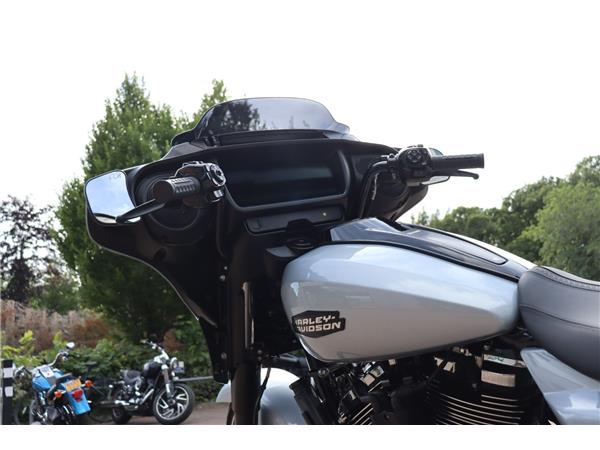2024 HARLEY-DAVIDSON TOURING FLHX STREET GLIDE