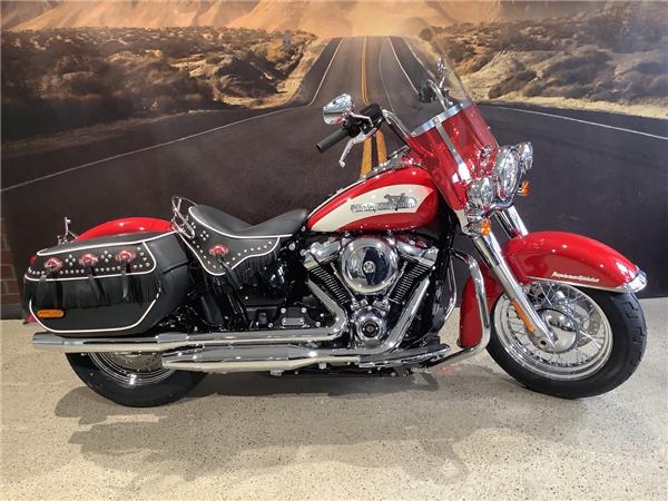 FLI  HYDRA-GLIDE REVIVAL (2024 Icon 1 von 1750