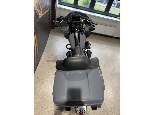 FLTRXSE CVO ROAD GLIDE KessTech Don Performance