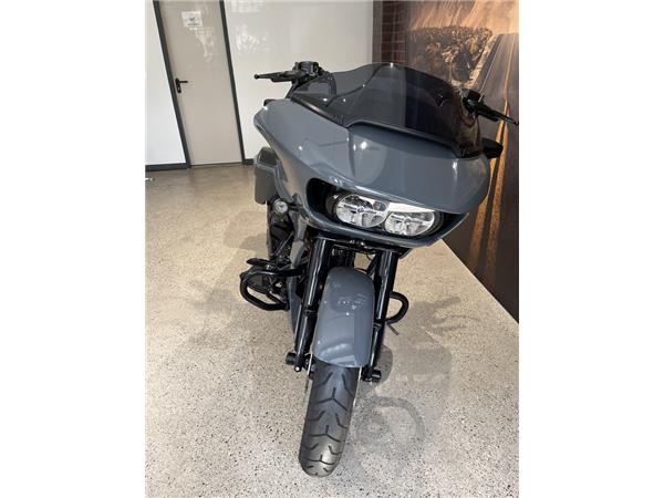 FLTRXSE CVO ROAD GLIDE KessTech Don Performance