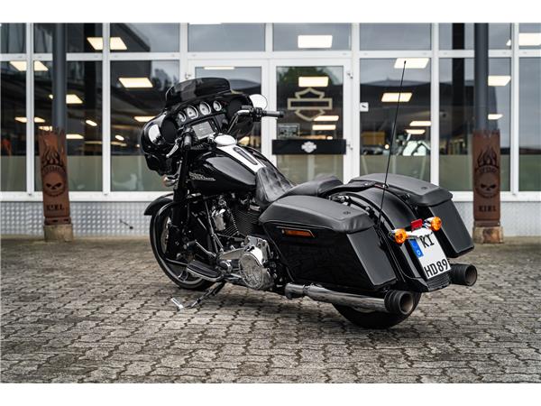 Harley-Davidson Kiel FLHXS Street Glide Special 107 - Jekill&Hyde -