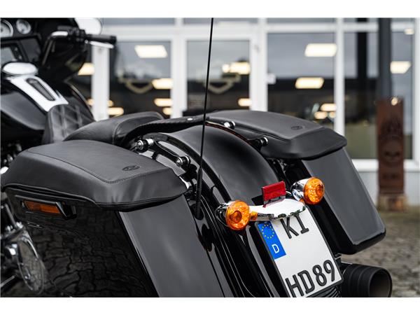 Harley-Davidson Kiel FLHXS Street Glide Special 107 - Jekill&Hyde -