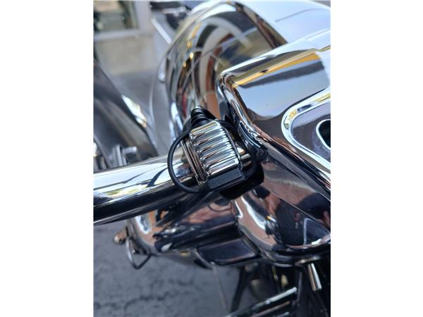 2021 HARLEY-DAVIDSON ROAD KING