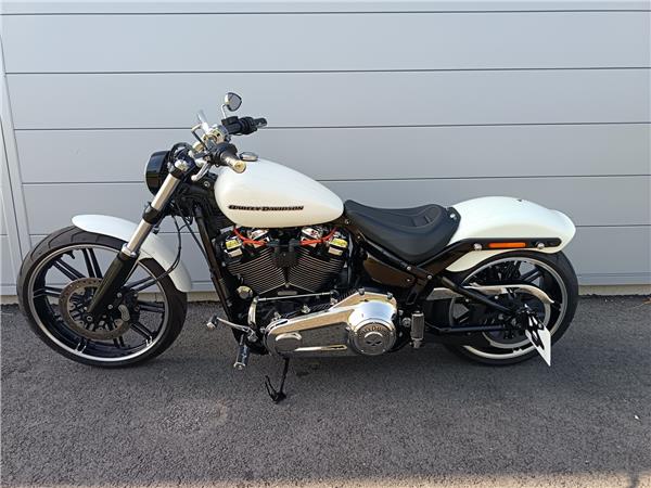 2019 HARLEY-DAVIDSON BREAKOUT