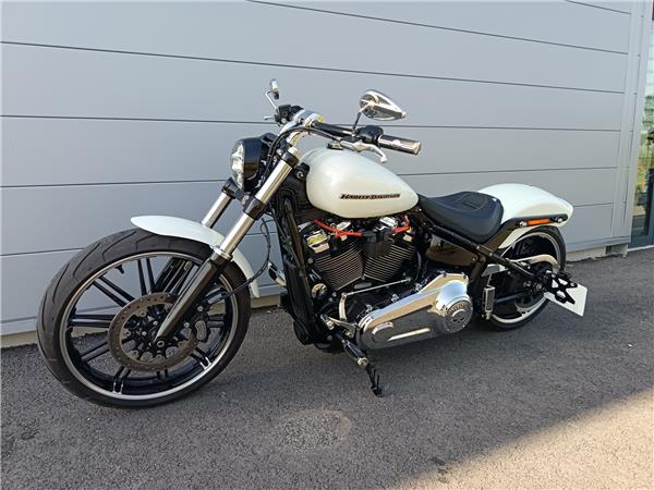 2019 HARLEY-DAVIDSON BREAKOUT