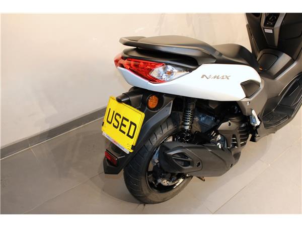 YAMAHA N-MAX 125