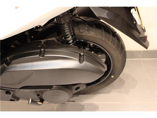 YAMAHA N-MAX 125