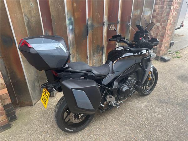 2024 Yamaha TRACER 9 GT+