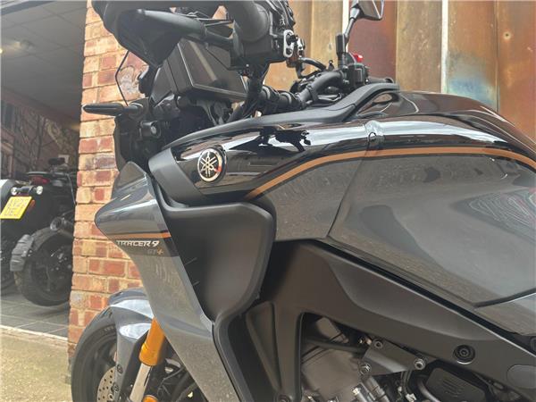 2024 Yamaha TRACER 9 GT+