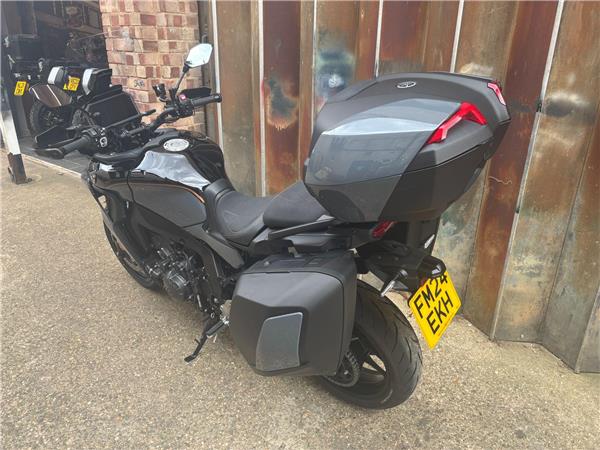 2024 Yamaha TRACER 9 GT+