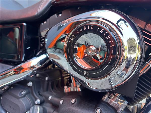 2014 Harley-Davidson Dyna Street Bob FXDB