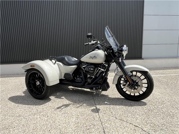 2024 HARLEY-DAVIDSON FREEWHEELER