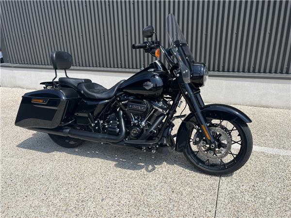 2022 HARLEY-DAVIDSON ROAD KING