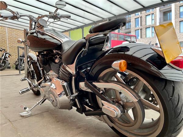 2008 HARLEY-DAVIDSON SOFTAIL FXCWC ROCKER C