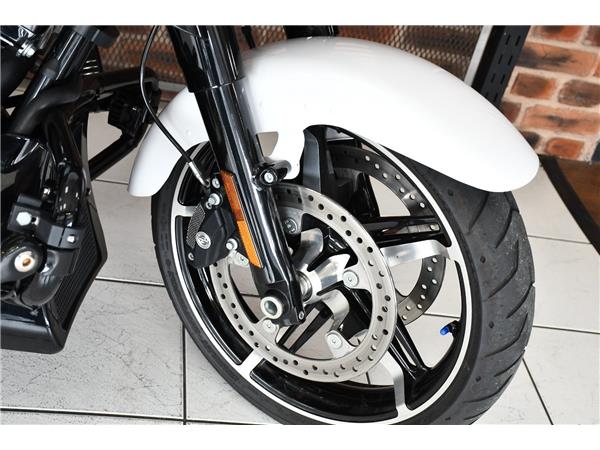 2024 HARLEY-DAVIDSON STREET GLIDE
