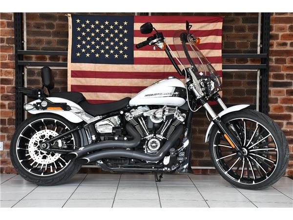 2025 HARLEY-DAVIDSON BREAKOUT 117 